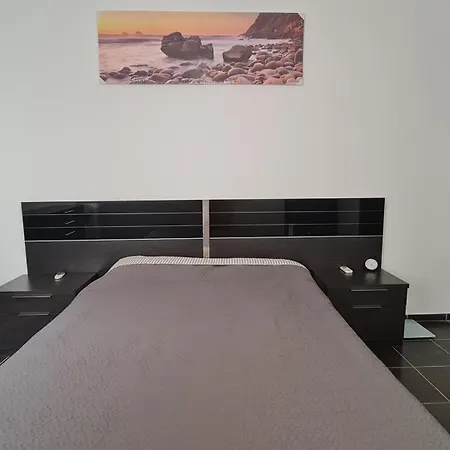 Terrace 2brooms100m2, 3air Conditions * Vecindario (Gran Canaria)